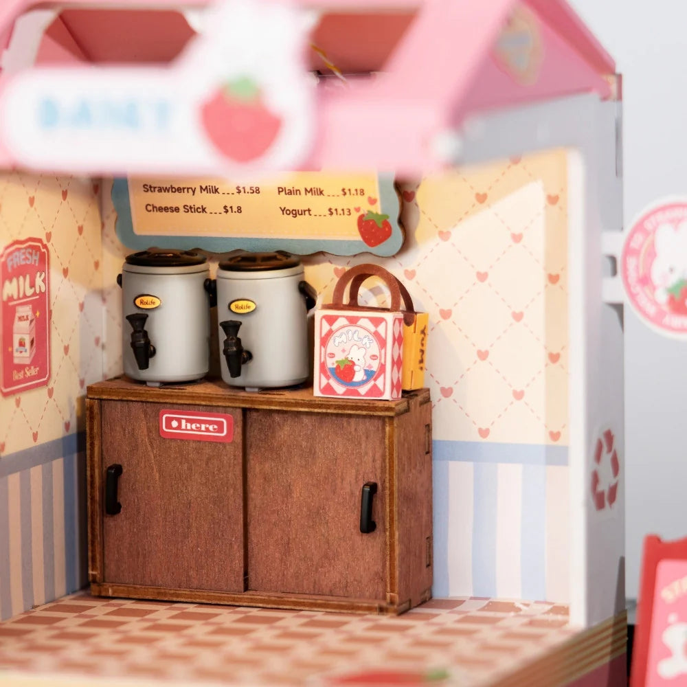 Miniatuurhuisje De Aardbeienzuivelfabriek-5