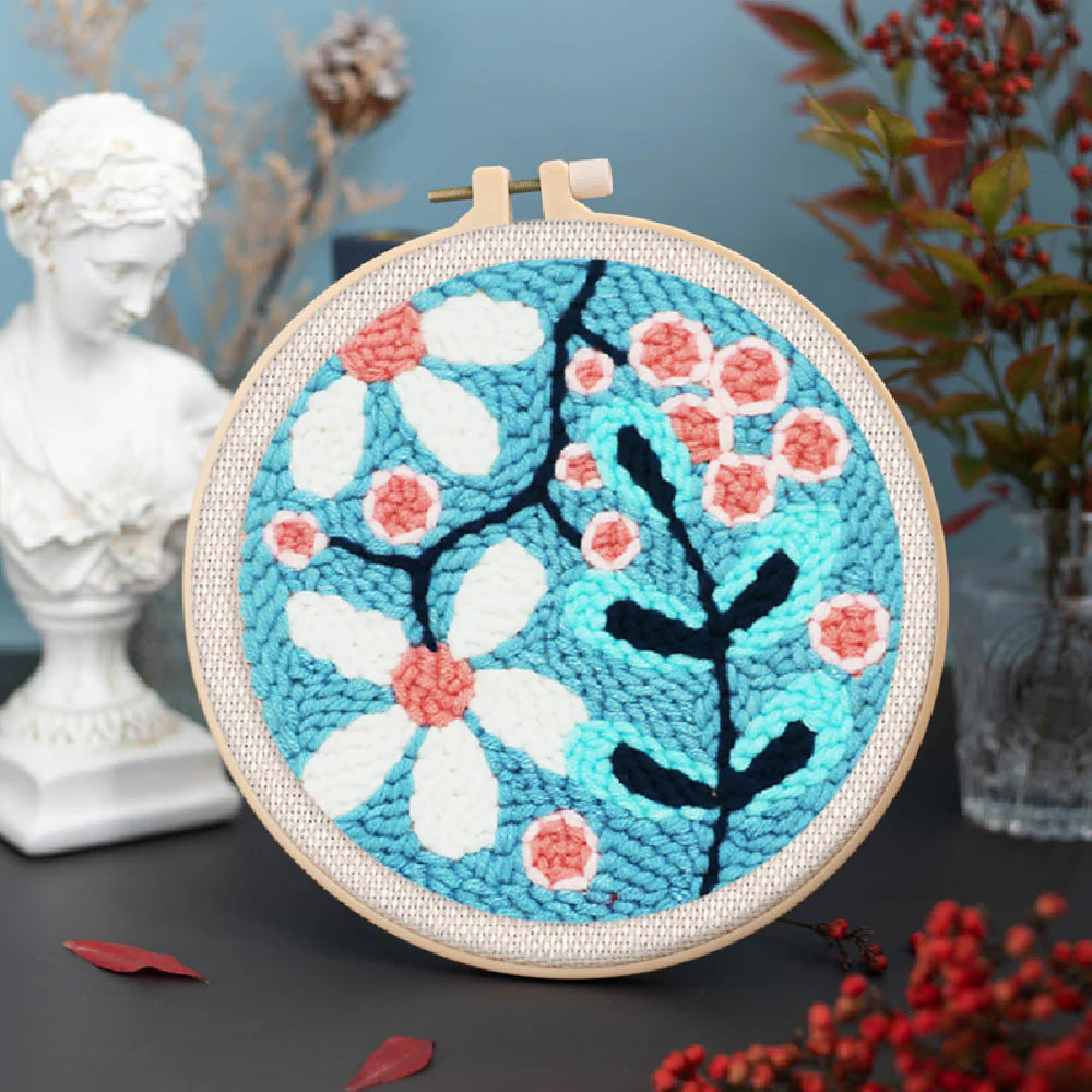 Punch Naald Explosie van witte bloemen